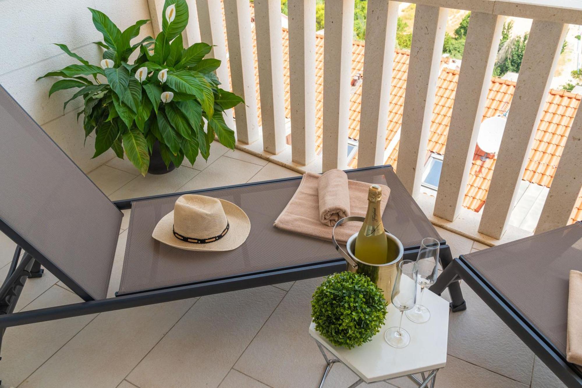 Apartment Apollo In Dubrovnik With Sea View Kültér fotó